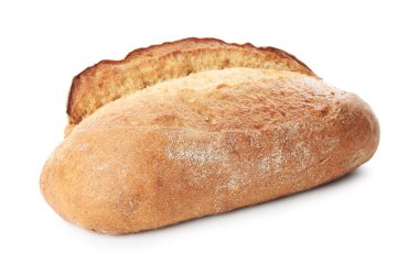 Bir somun taze pişmiş ekmek beyaza izole edilmiş.