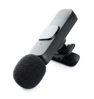 Lavalier mikrofonu beyaza izole edilmiş. Ses ekipmanları