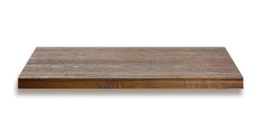 Boş bir ahşap raf beyazda izole edilmiş.