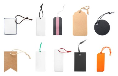 Beyaz arka planda bir sürü boş etiket, kolaj. Tasarım için model