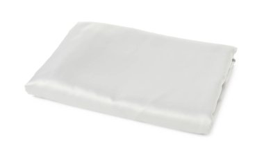 Beyaz arka planda temiz ipek çarşaflar.