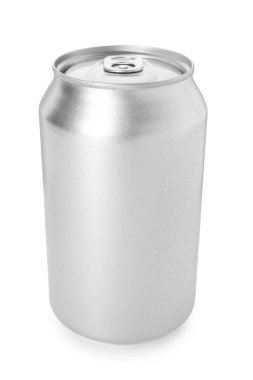 Boş bir teneke kutu beyaza izole edilmiş.