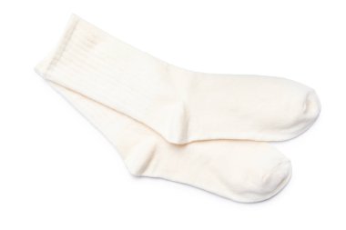 Üst görünümde izole edilmiş bir çift çorap.