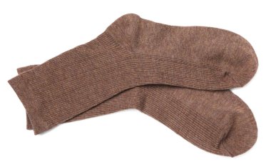 Bir çift kahverengi çorap beyaza izole edilmiş, üst manzara