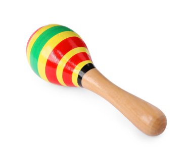 Renkli oyuncak Maraca beyazda izole edilmiş. Çocukların müzik aleti.