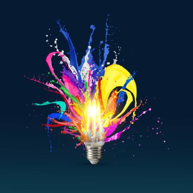 Fikir konsepti. Koyu mavi arka planda parlayan ampulden parlayan parlak boya damlaları.