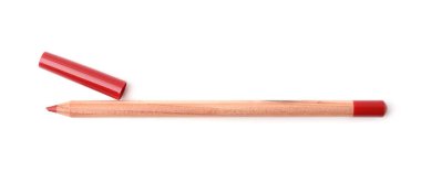 Bir dudak kalemi beyaza izole edilmiş, üst manzara. Kozmetik ürünü