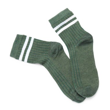 Bir çift yeşil çorap beyaza izole edilmiş, üst manzara