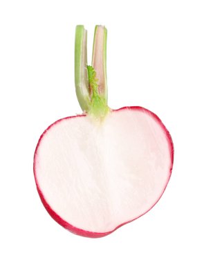 Taze olgun turp parçası beyaza izole edilmiş.