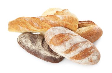 Farklı somunlar taze pişmiş ekmek beyaz, üst görünüm izole