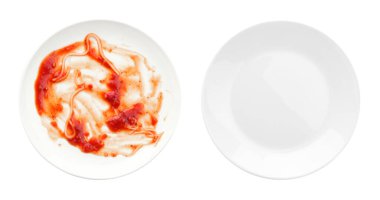 Kirli tabak ve temiz olan beyaz, üst görünüm