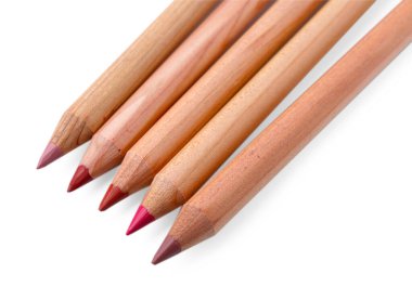 Birçok farklı dudak kalemi beyaza izole edilmiş.