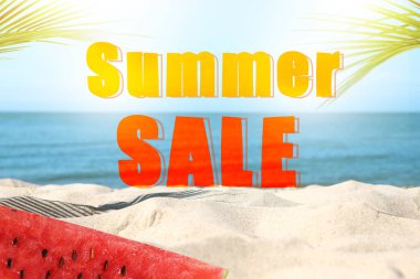 Mevsimlik indirim broşürü. Yaz satışı ve deniz kıyısına karşı sulu karpuz.