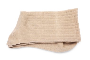 Bir çift bej çorap beyaza izole edilmiş, üst manzara