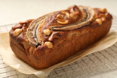 Fındıklı muzlu ekmek, yakın plan.