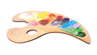 Beyaz üzerine izole boyalar ile ahşap palet