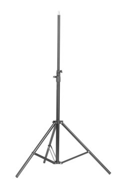 Beyazda izole edilmiş bir profesyonel tripod. Fotoğraf stüdyosu aracı
