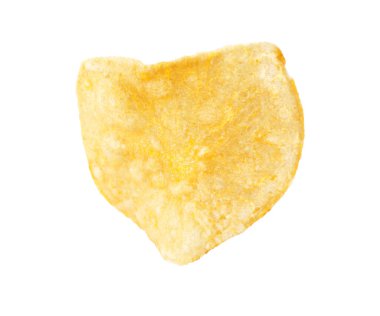 Beyaza izole edilmiş lezzetli bir patates cipsi.