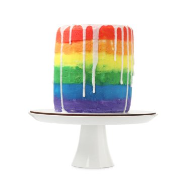 Beyaz arka planda nefis parlak gökkuşağı pastası