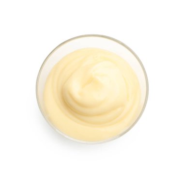 Bardakta vanilyalı puding. Beyaz, üst manzara.