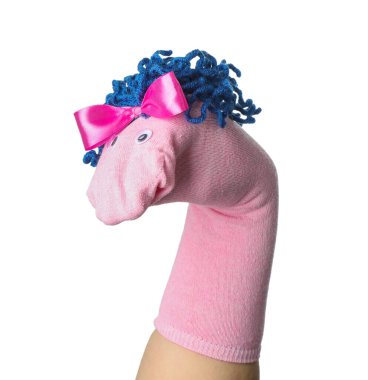 Beyaz arka planda sergilenecek şirin çorap kuklası