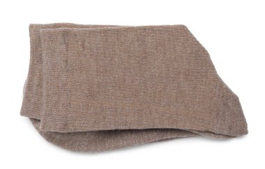 Bir çift kahverengi çorap beyaza izole edilmiş, üst manzara