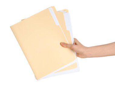 Beyaz arkaplanda kağıt dosya dizinleri tutan kadın, yakın plan