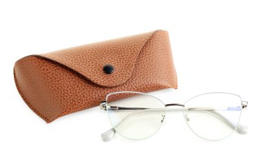 Beyaz gözlüklü, gözlüklü, gözlüklü.