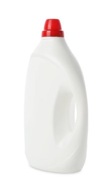 Beyaz üzerine izole edilmiş bir şişe yumuşatıcı.