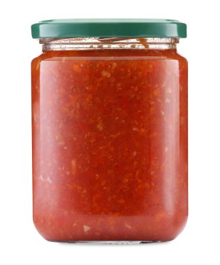 Kavanozdaki leziz leço beyaza izole edilmiş.