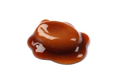 Lezzetli şeker ve karamel sosu beyaza izole edilmiş.