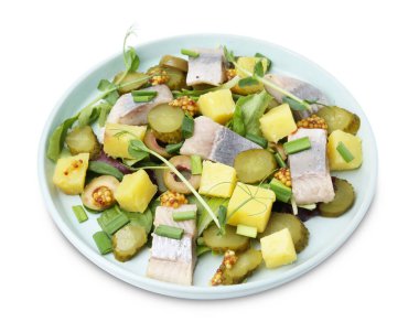 Beyaz ringa balığıyla nefis salata.