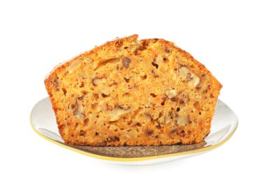 Beyaz fındıklı ev yapımı havuçlu kek.