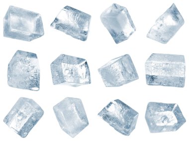 Beyaz arkaplanda buz küplerini temizle, ayarla