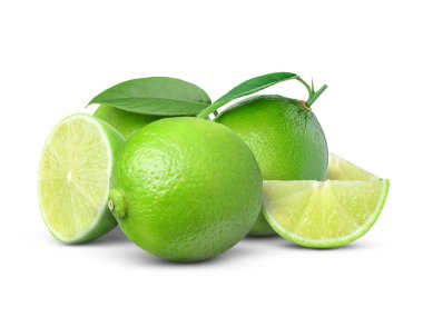 Beyaz arka planda taze limon ve yeşil yapraklar. Citrus meyvesi.