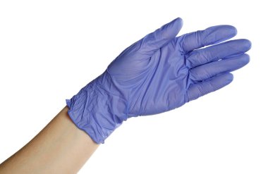 Beyaz arka planda tıp eldivenli doktor, yakın plan.