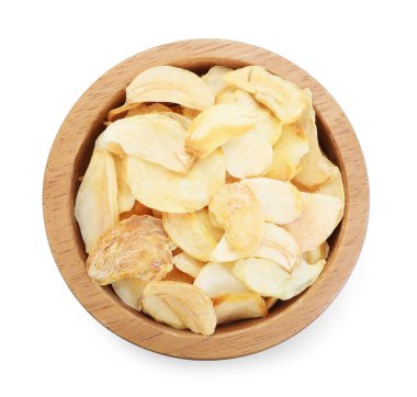 Kasede kurutulmuş sarımsak. Beyazın üstünde izole edilmiş.