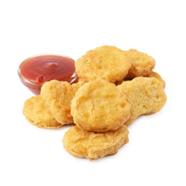 Beyaz soslu lezzetli tavuk nuggetları.