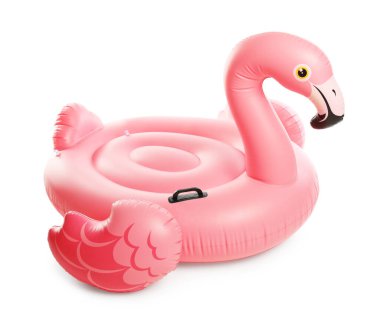 Beyaz arkaplanda pembe şişirilebilir flamingo şekilli halka