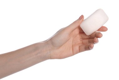 Beyaz arka planda sabun çubuğu olan kadın, yakın plan.