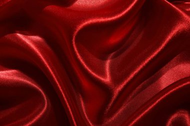 Arkaplan olarak kırmızı buruşmuş ipek kumaş, üst görünüm