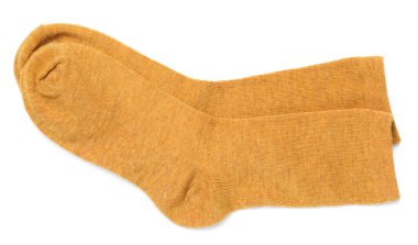 Bir çift koyu sarı çorap beyaza izole edilmiş, üst manzara