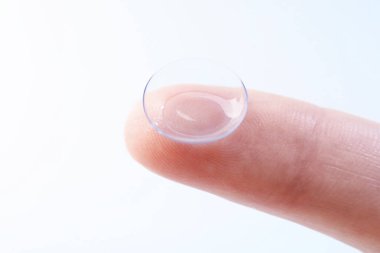 Açık renkli, closeup Kontakt lens kadınla