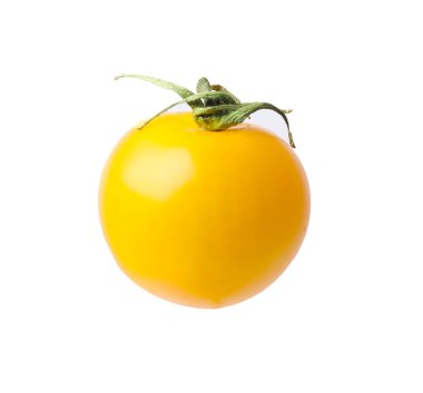Taze sarı kiraz domatesi beyaza izole edilmiş.