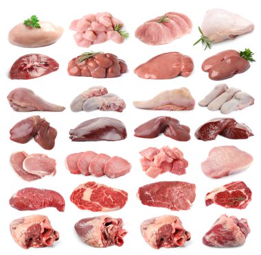 Beyaz arka planda taze çiğ et ürünleri, kolaj