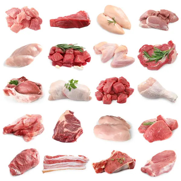 Farklı türde taze et, beyaza izole edilmiş, kolaj. Biftek, domuz, tavuk ve dana eti.
