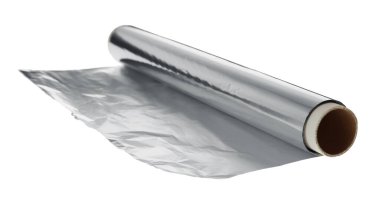 Alüminyum folyo üzerinde beyaz izole rulo