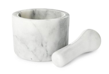 Mermer havan topu beyaz üzerine izole edilmiş.