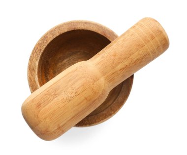 Kabuklu ahşap havan topu beyaz üzerine izole, üst manzara