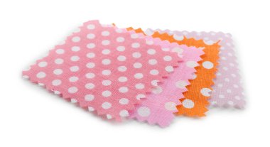 Benekli kumaş örnekleri beyazda izole edildi